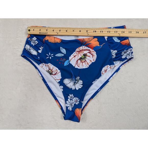 Blue Floral Moderate Coverage Two-Piece Swimsuit Size XL - Picture 3 of 9